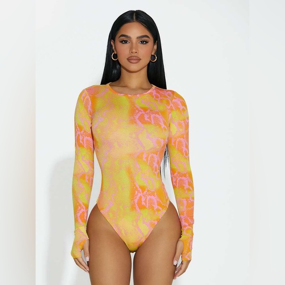Naked Wardrobe the Oh So Tight Bodysuit - Picture 1 of 8